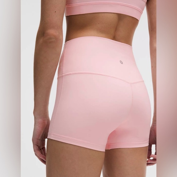 lululemon Align™ High-Rise Short 4" - Picture 4 of 7